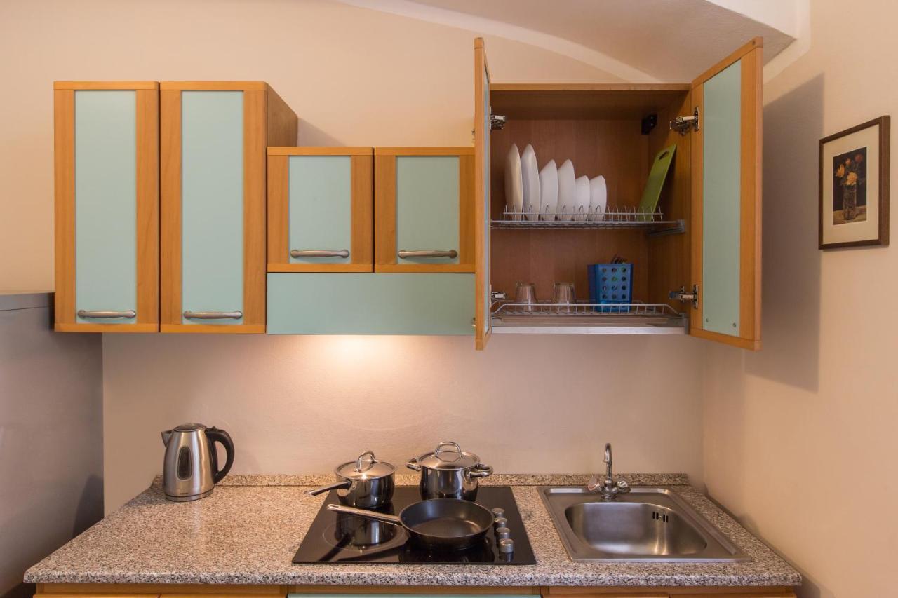 Duskova Apartments Прага Екстер'єр фото