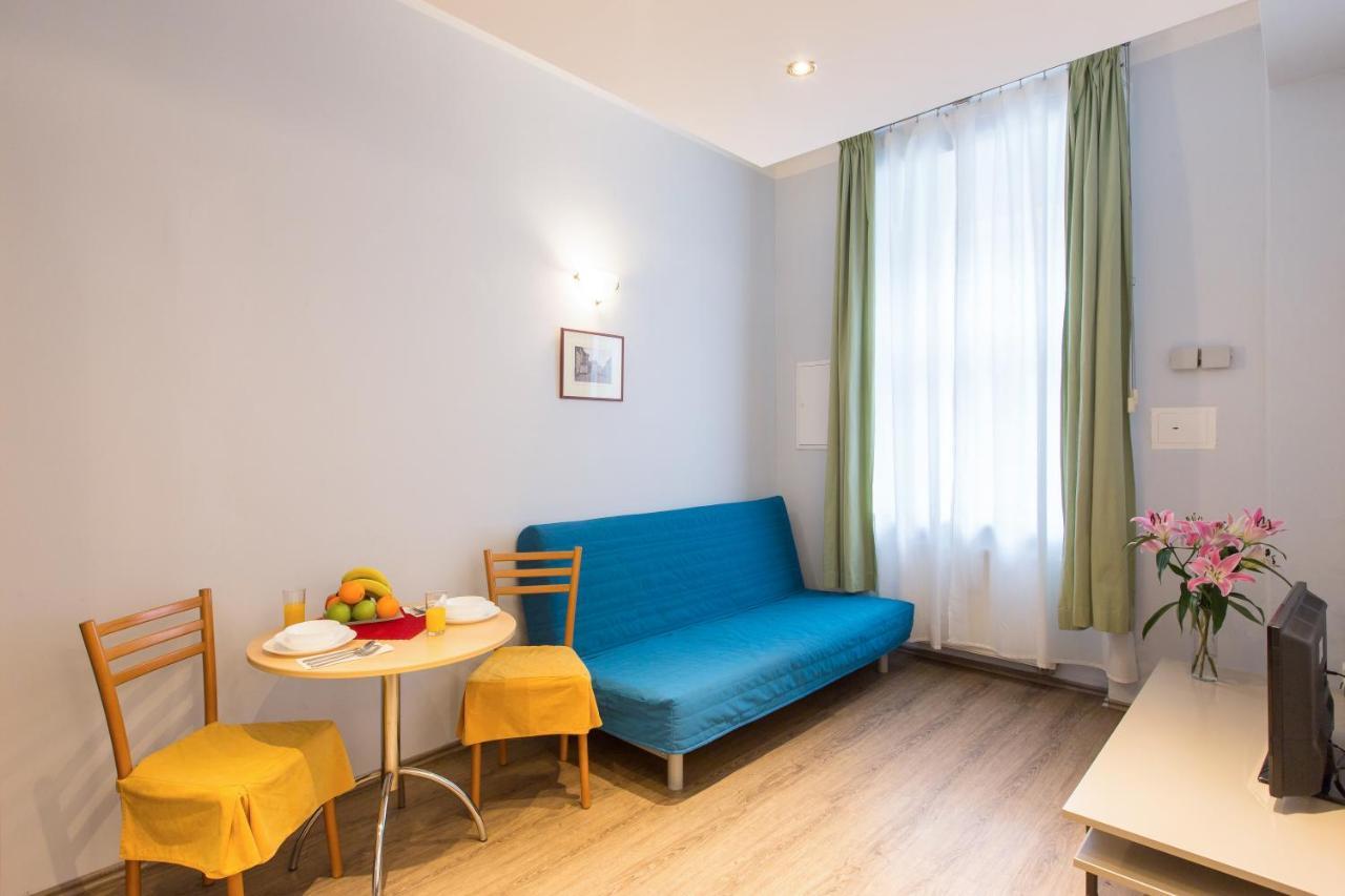 Duskova Apartments Прага Екстер'єр фото
