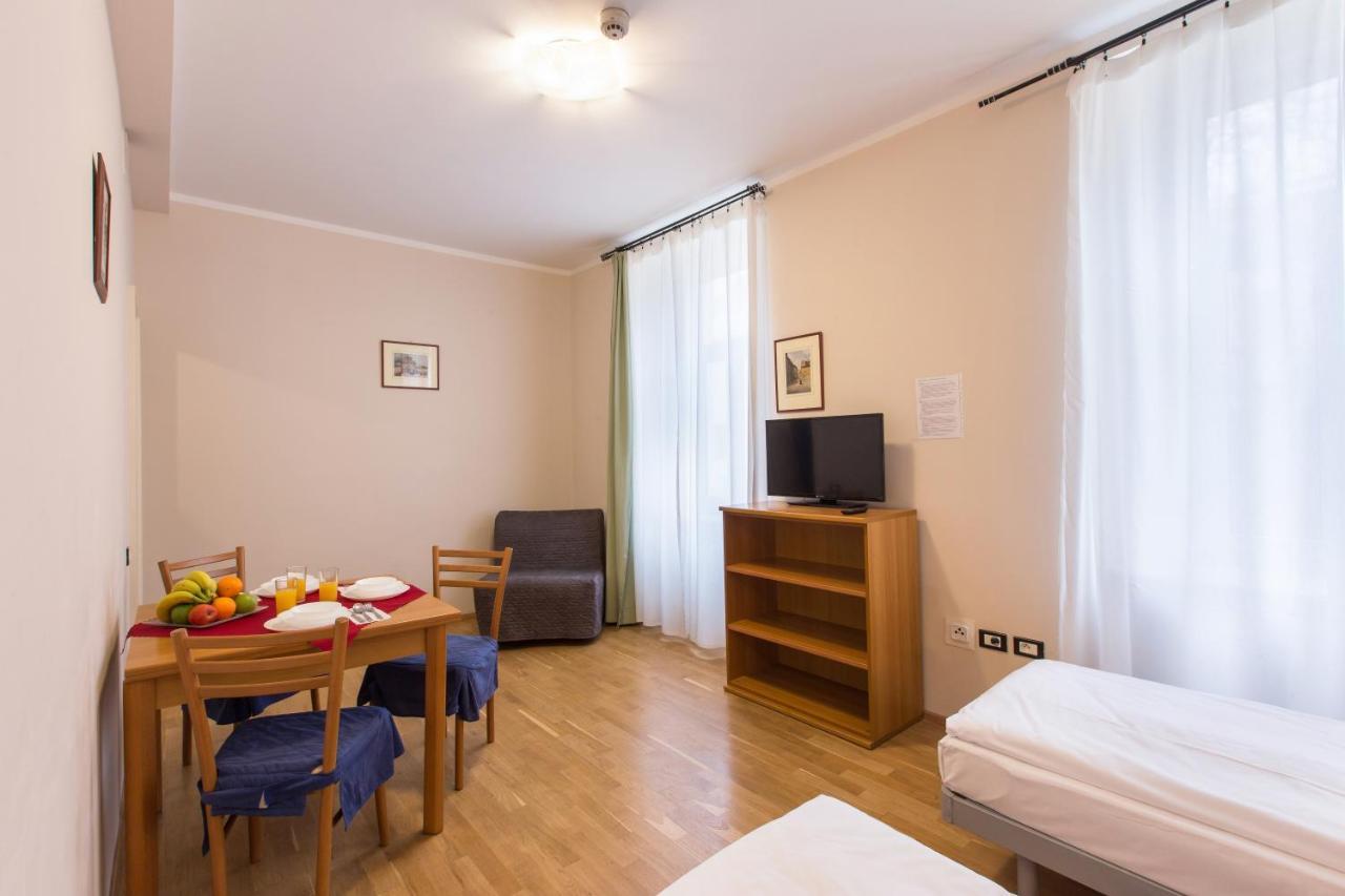 Duskova Apartments Прага Екстер'єр фото